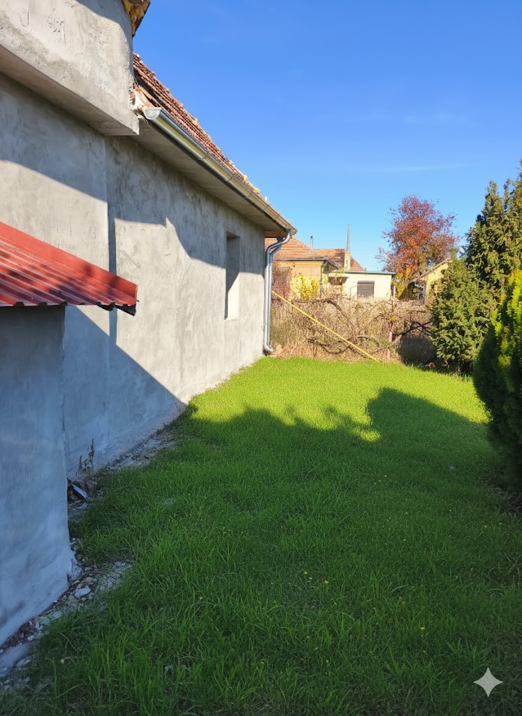 Zrekonštruovaný 3-izbový rodinný dom - 5