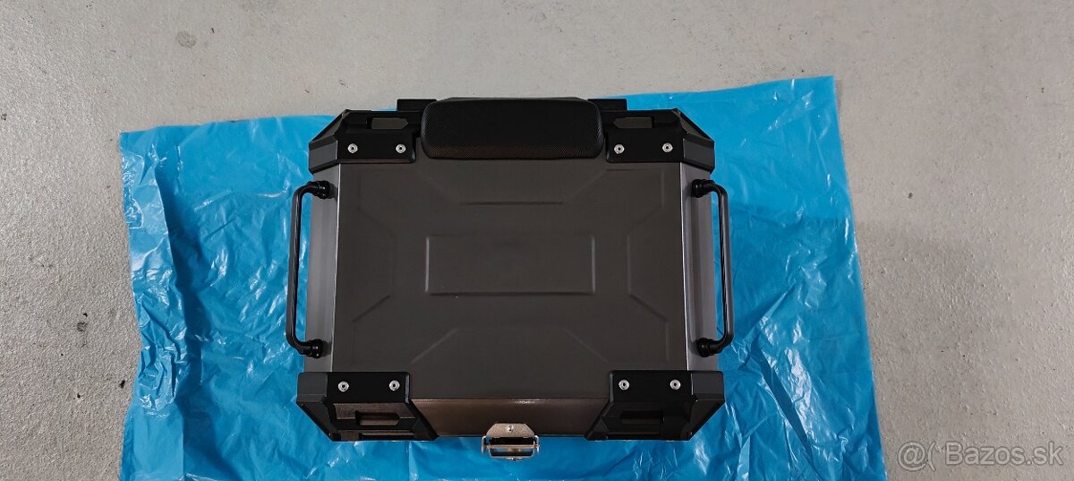 Honda VFR 800 FI nosič kufra - 5