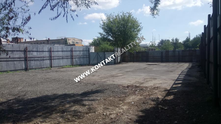 Oplotená spevnená plocha 704m2, Nad jazerom - 5