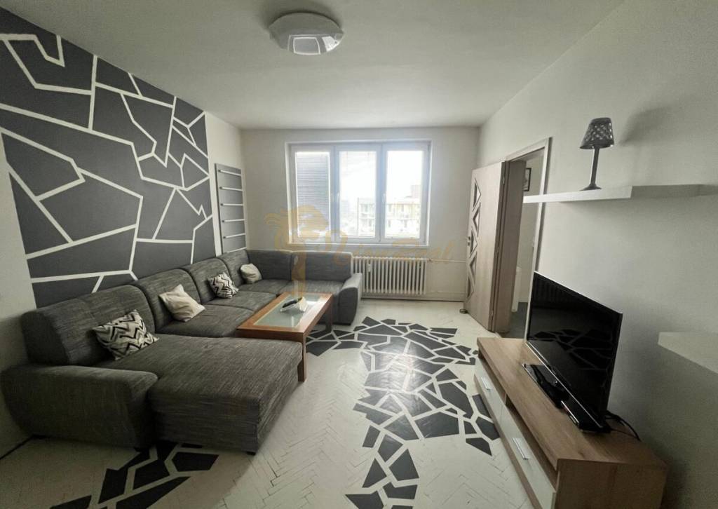 3-izb. byt, Komárnická ul., Ružinov pri Štrkovci - 5