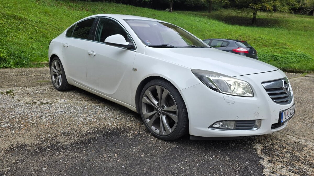 Opel Insignia 2.8 Turbo 4x4 - 5