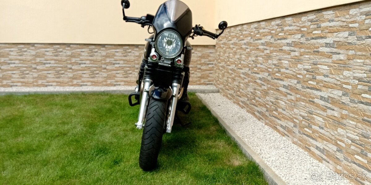 Suzuki Inazuma 750 - 5