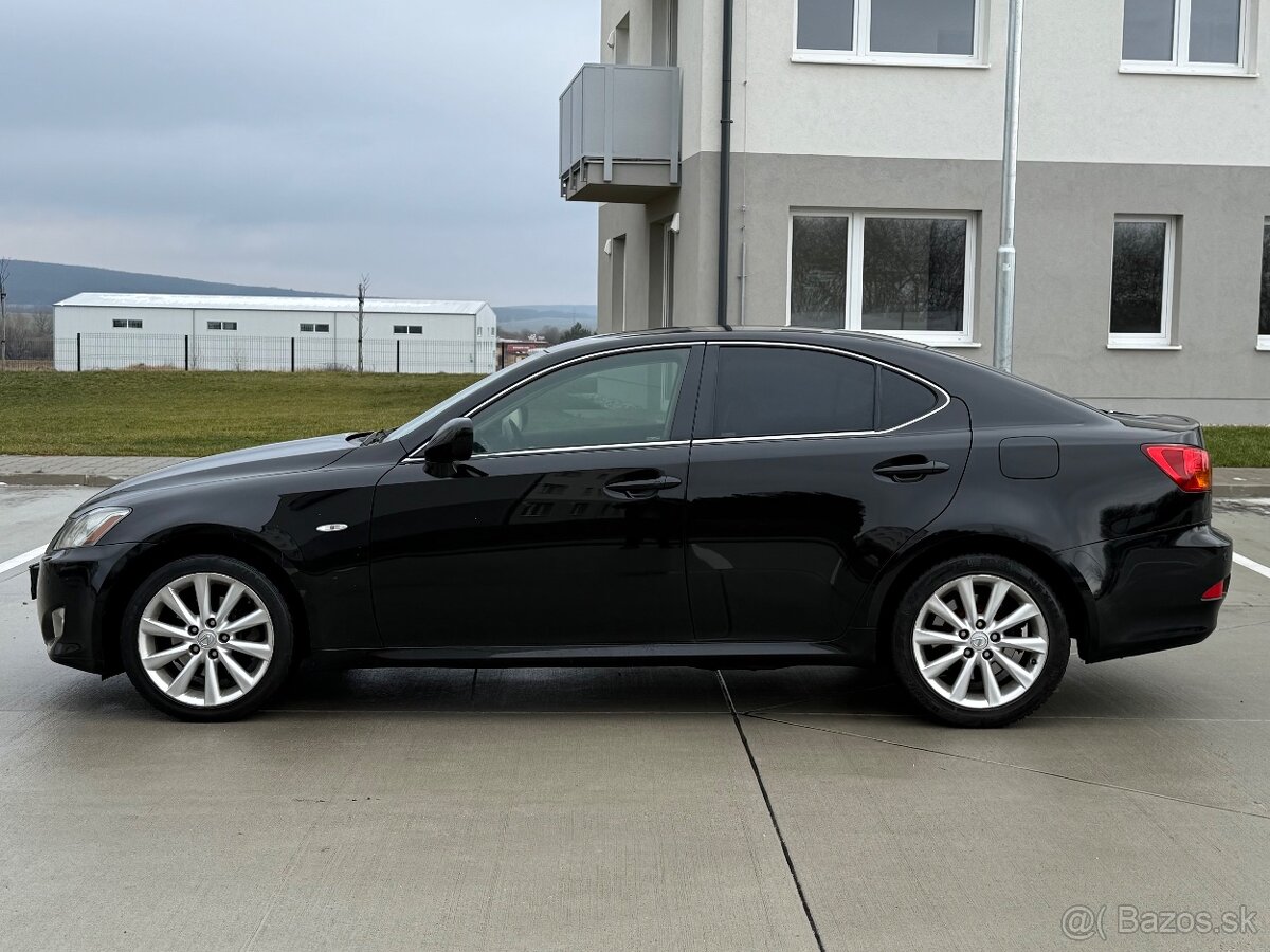 Lexus IS220d NAVI / Keyless / Xenon - 5