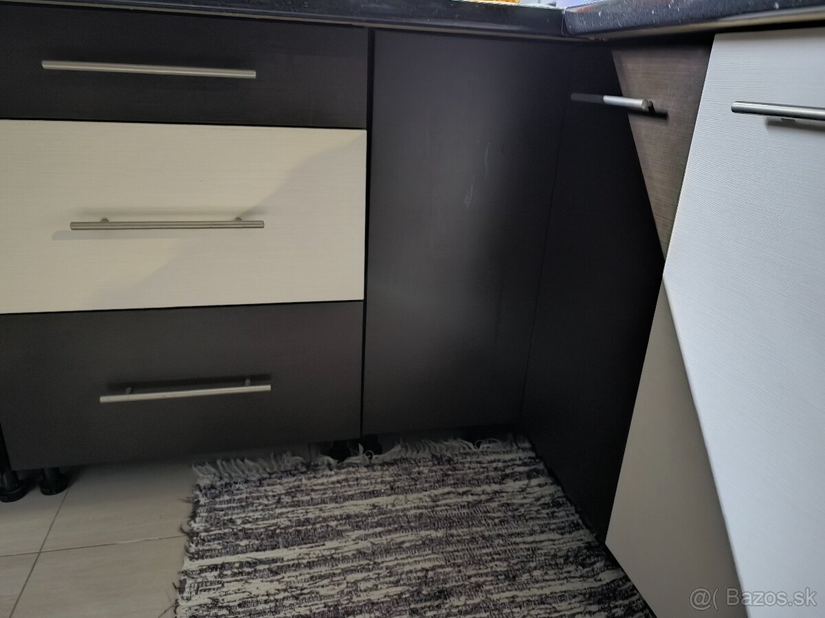 Kuchynká linka - 5