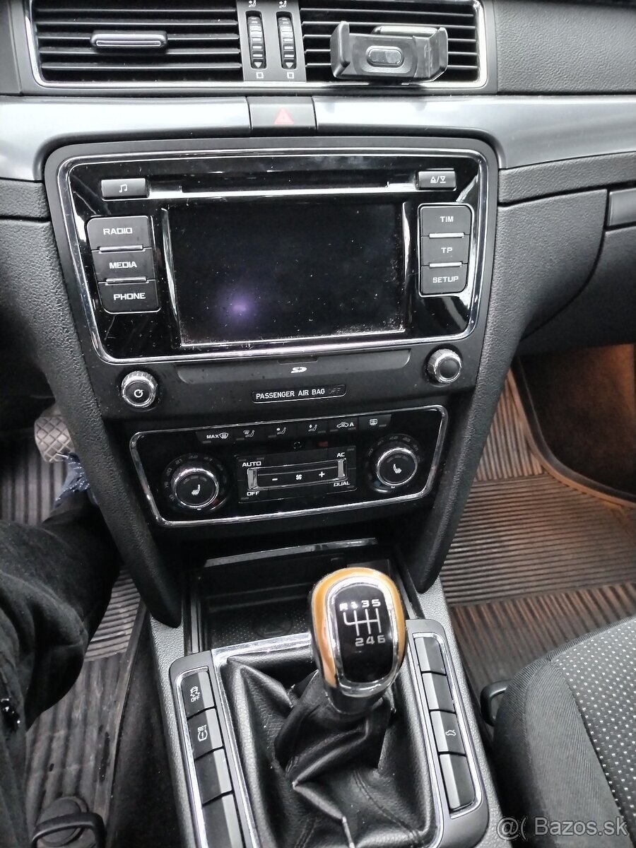 Predám Škoda SuperB 2 2.0tdi - 5