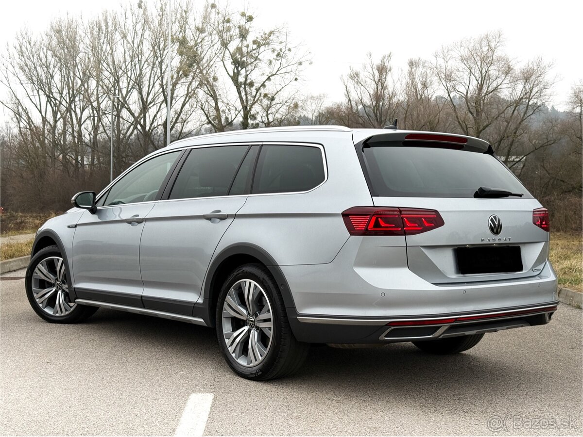 VW Passat Alltrack - 5
