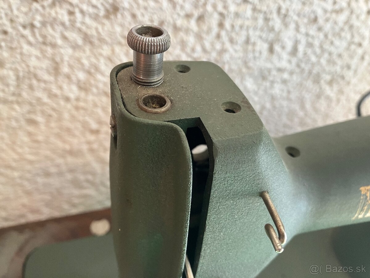 Husqvarna manualny sijaci stroj - 5