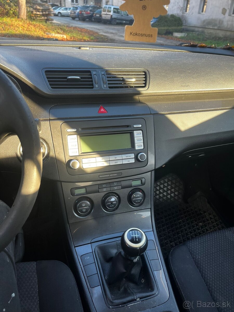 Rozpredám na diely volkswagen passat B6 1.9 tdi BLS - 5