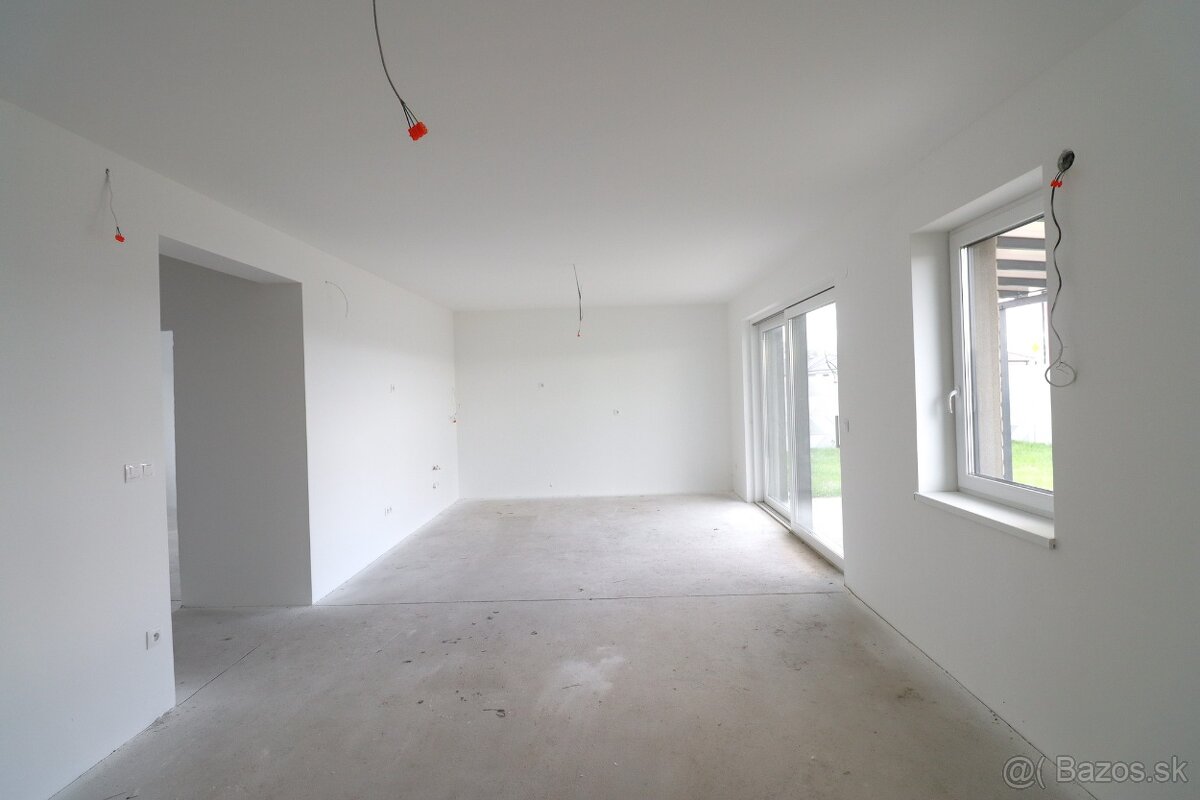 5-izbový poschodový dvojdom v širšom centre mesta - 5