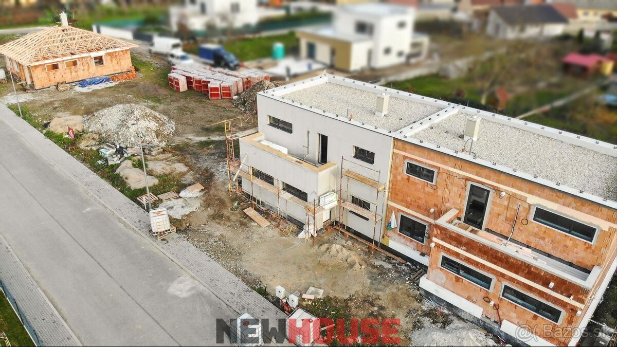 Novostavba 5-izbového rodinného domu (RD1) na pozemku 378 m2 - 5