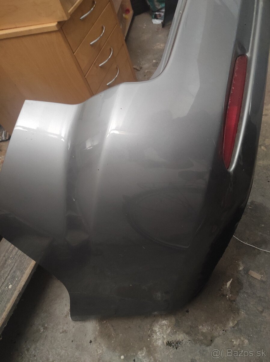 Predám nárazník Mazda 6 - 5