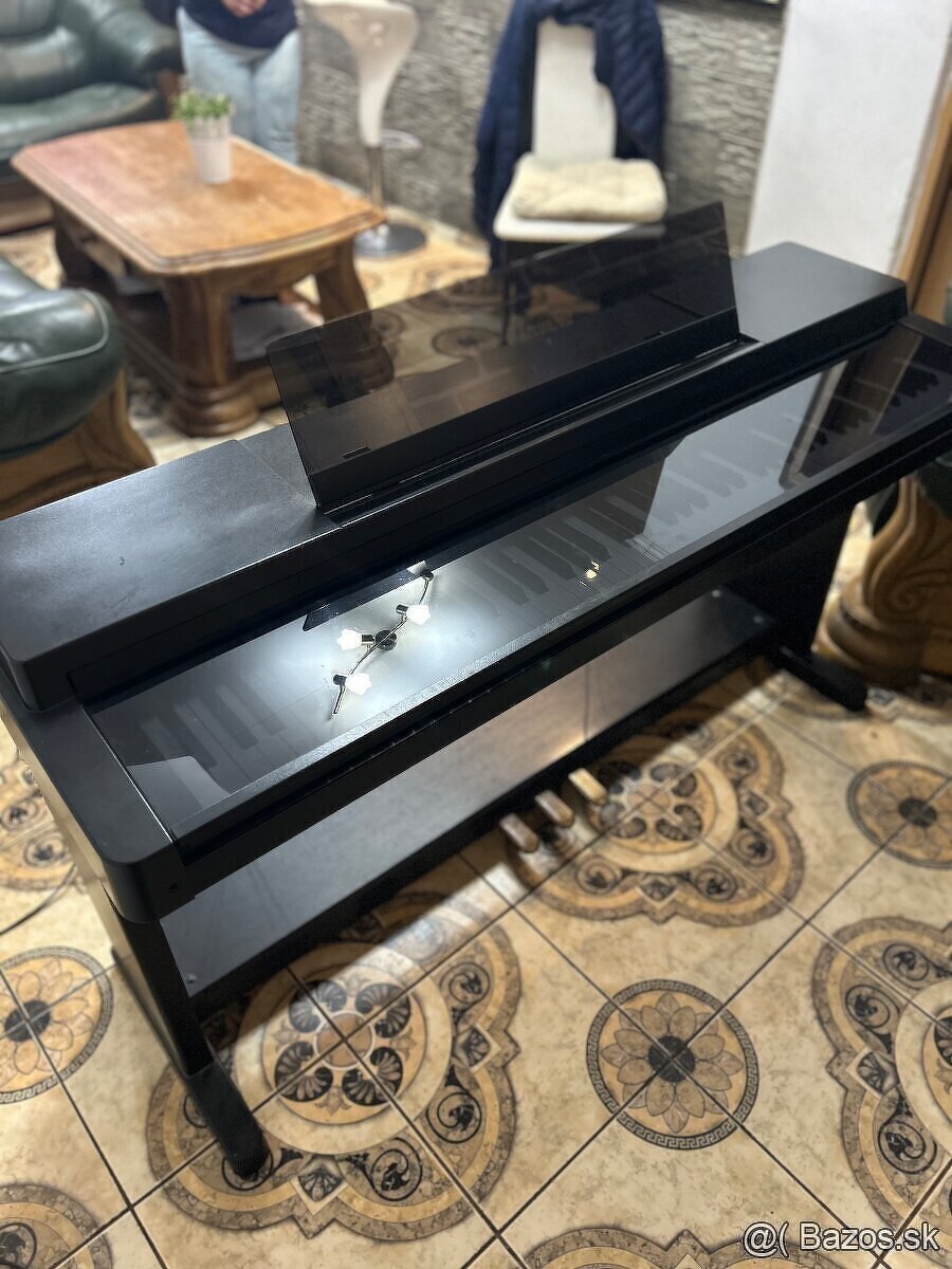 Yamaha Clavinova CLP-650 - 5