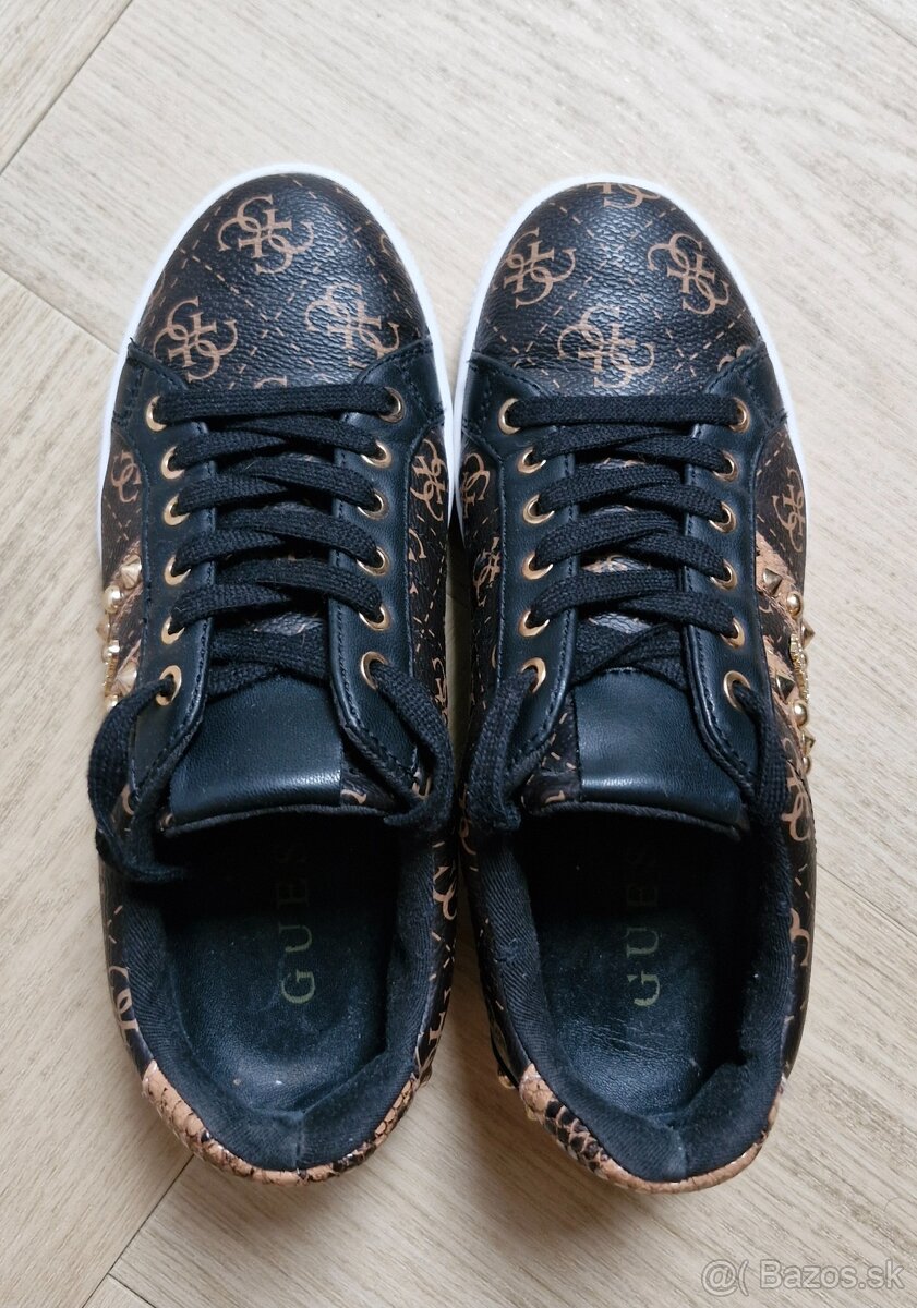 NOVE Guess monogram tenisky 36 - 5