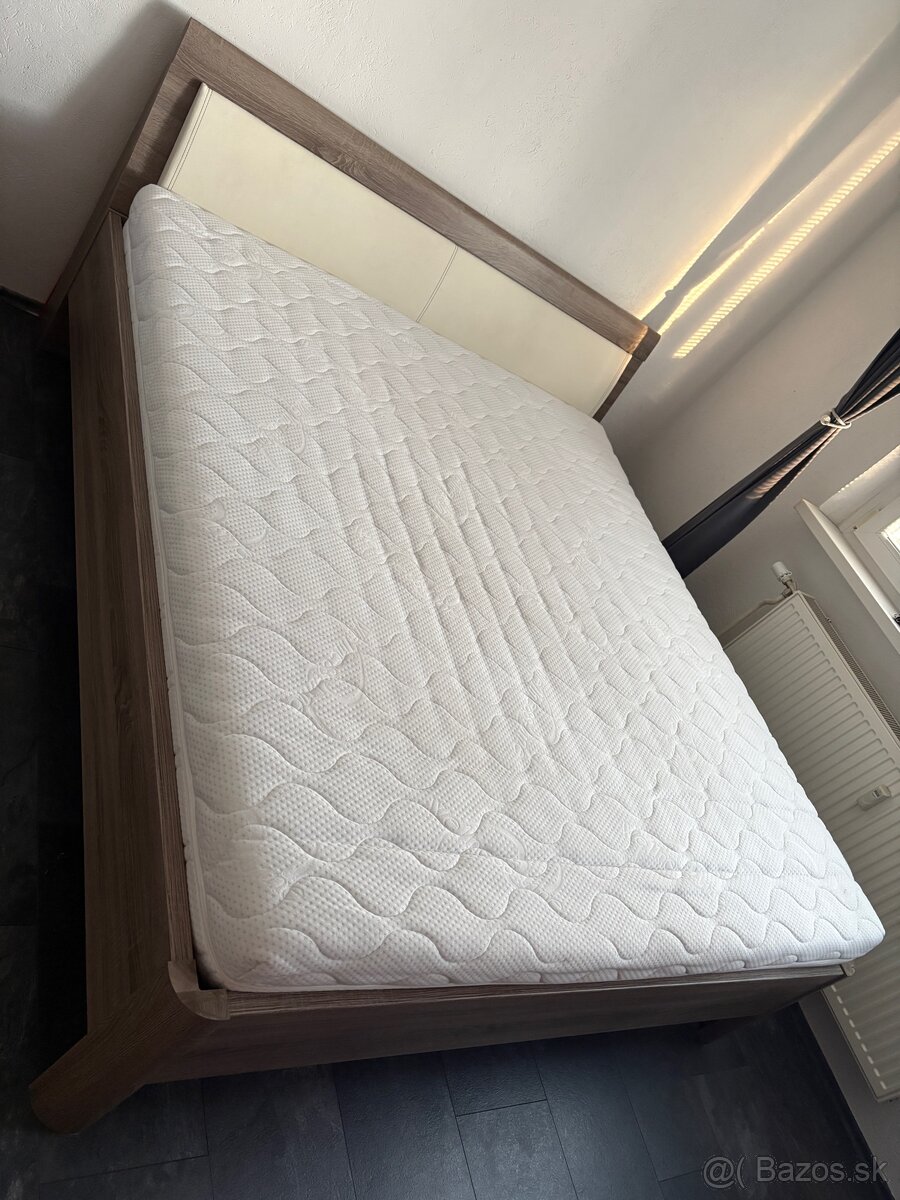 Manželská posteľ - 5