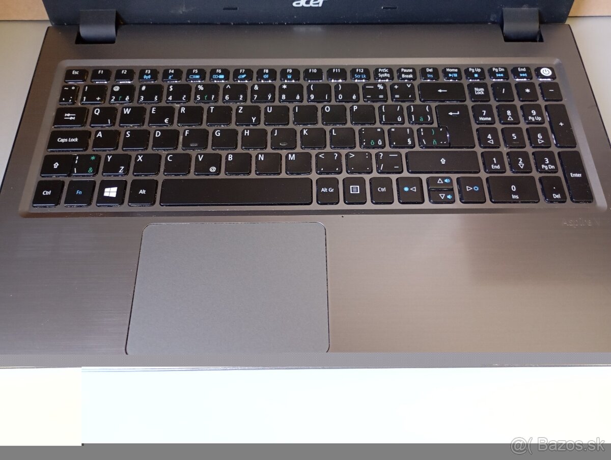 predám Acer Aspire V3-575G - Intel core i7 - 8gb ram - 5