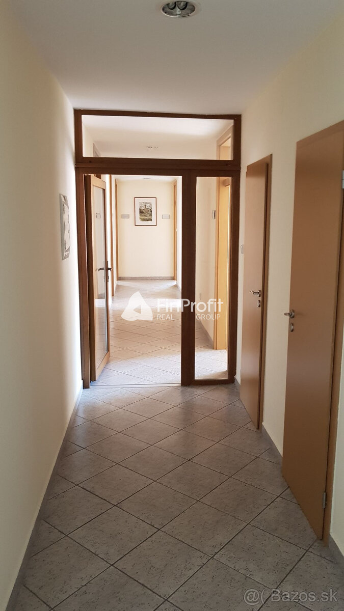 Predám polyfunkčný objekt Nitra vhodný na všetky činnosti. - 5