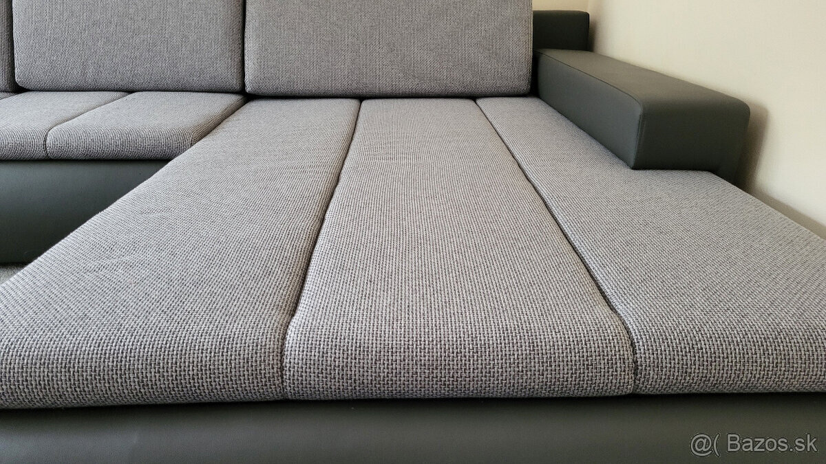 Rohová sedacia súprava v tvare L - 5