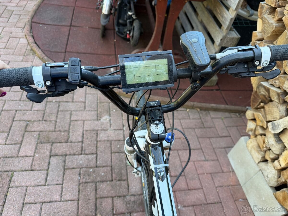 Predám 2 bicykle elektro Trek - 5