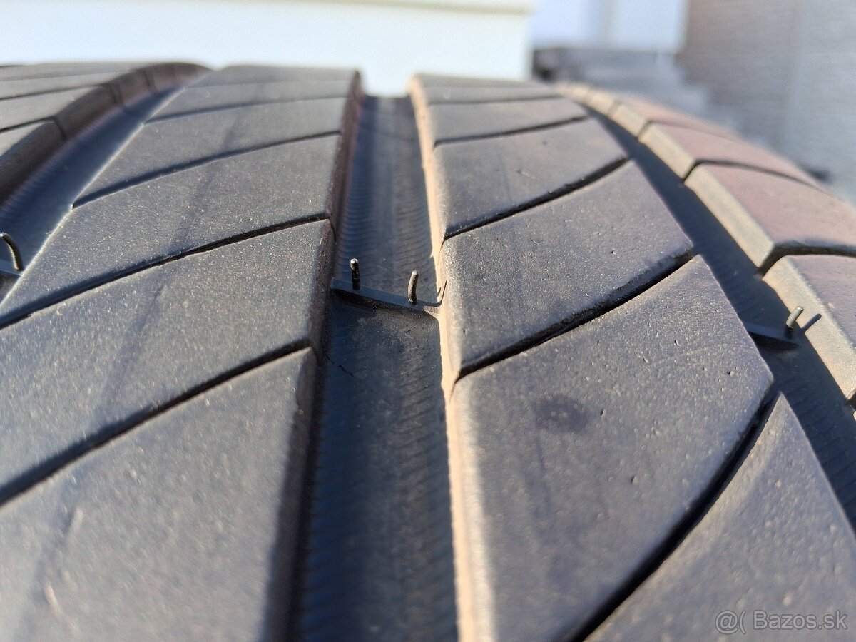 235/50 r19 letne pneumatiky - 5