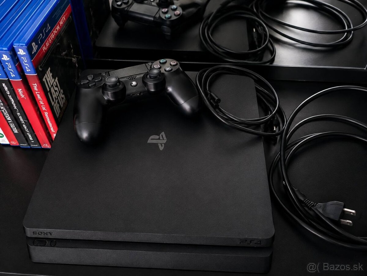 PS4 Slim 500GB + 1 ovládač + 7 hier - 5