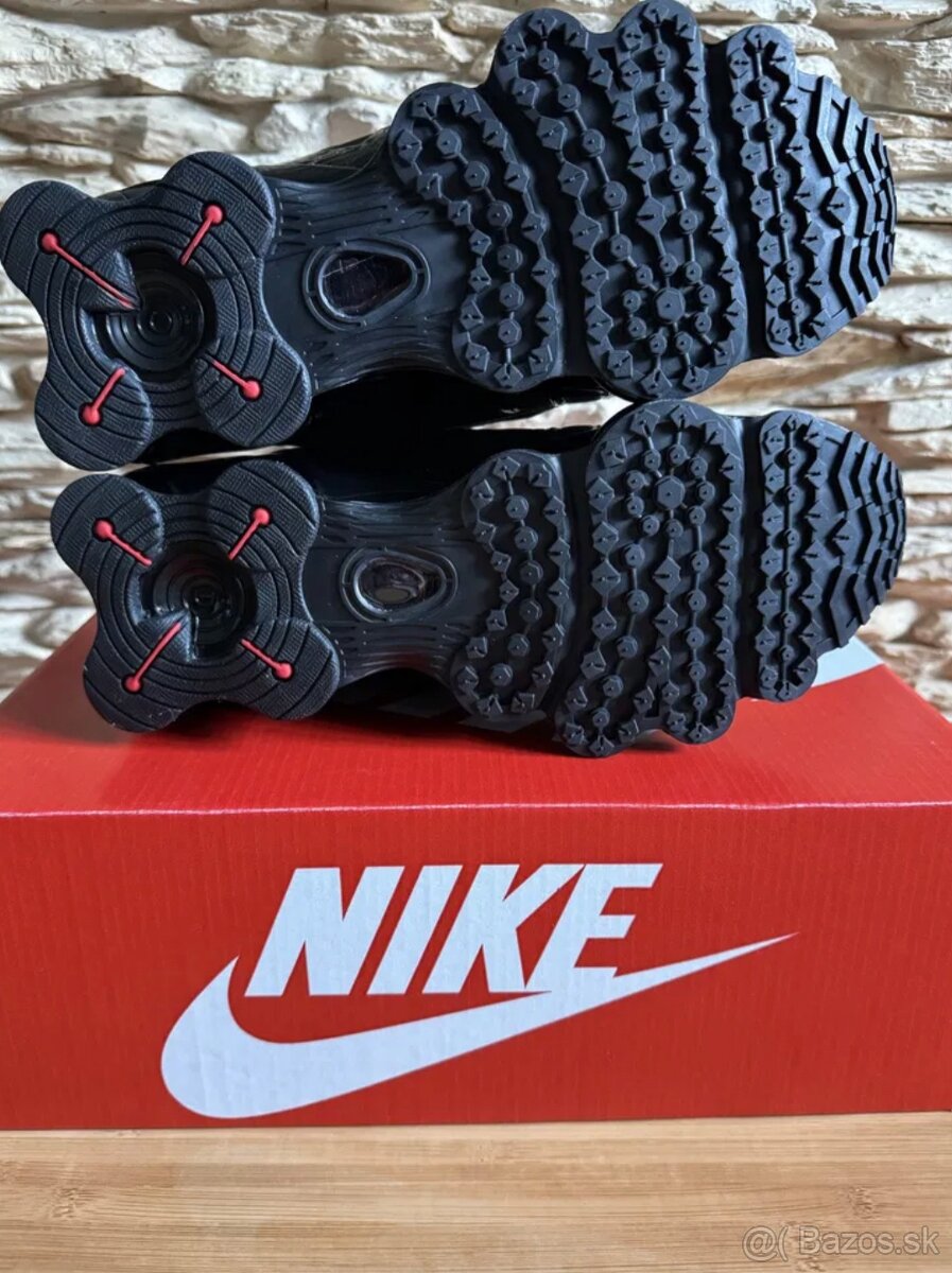 Nike Shox Black - 5