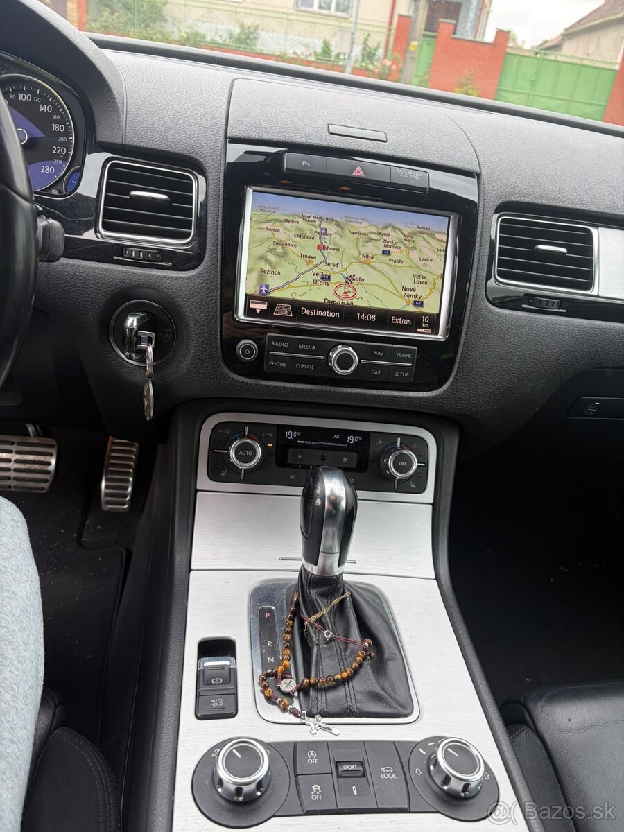 Volkswagen Touareg - 5