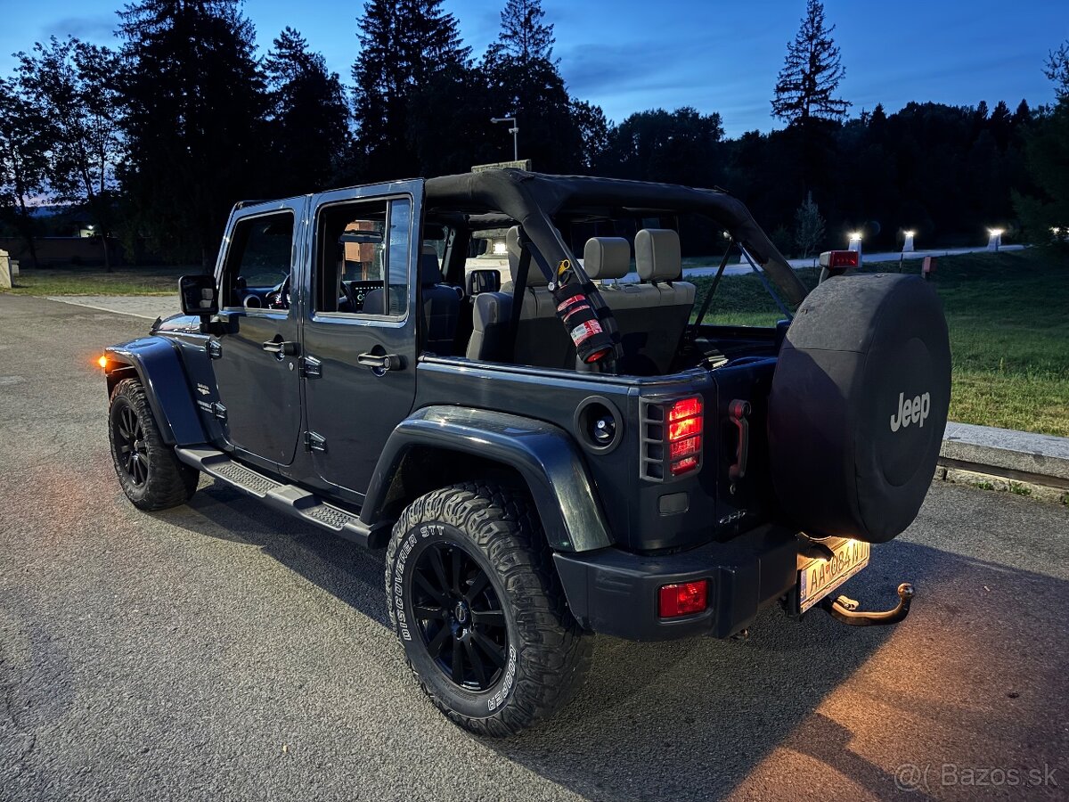 Jeep Wrangler Unlimited 2.8 Crd SAHARA