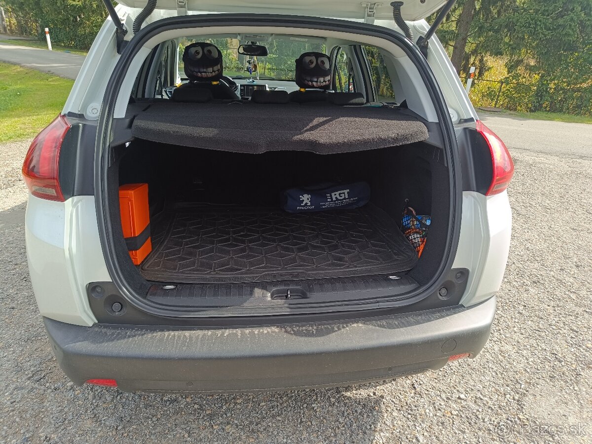 Peugeot 2008 1.2 PureTech Style SUV - 5