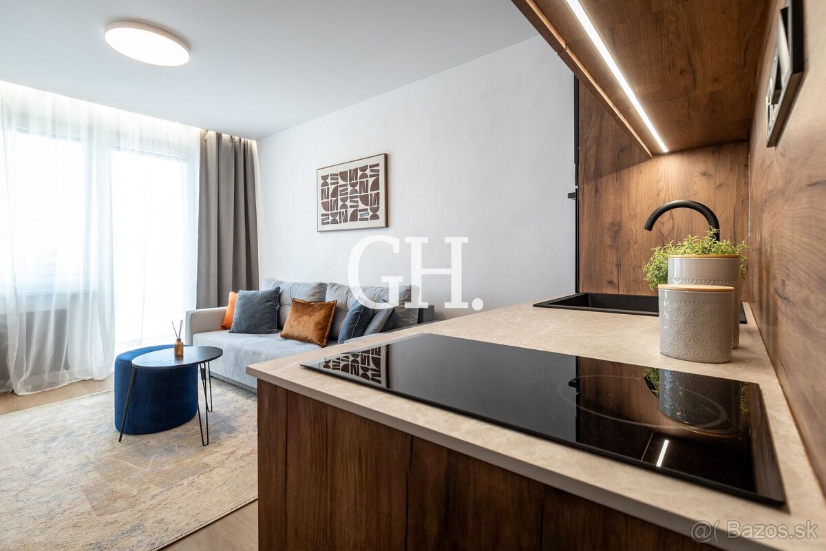 Modrý klenot v centre mesta | KARPATSKÁ - Kuzmányho | 1-izbo - 5