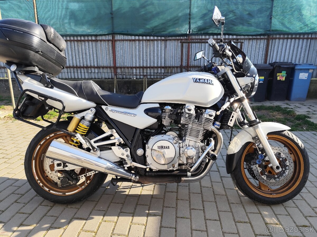 Yamaha XJR 1300 - 5