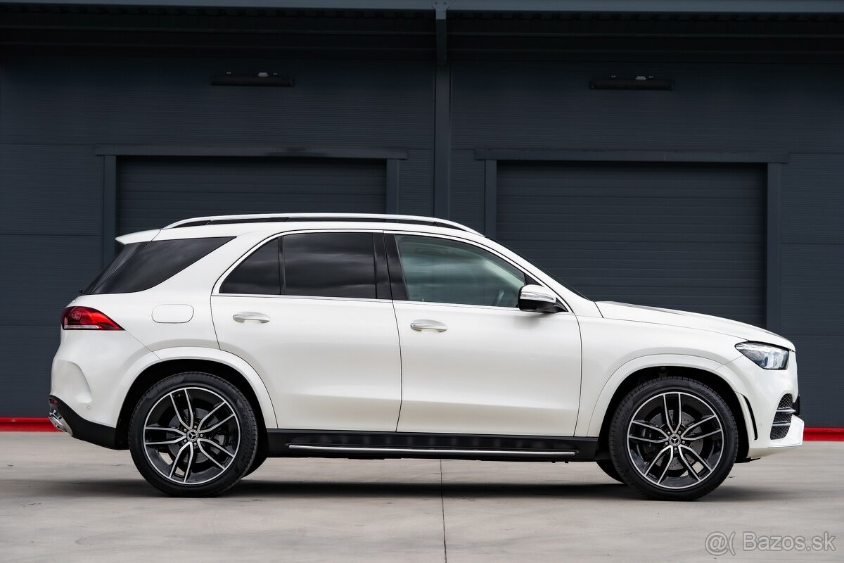 Mercedes-Benz GLE 400d 4Matic AMG Line / SK vozidlo / Záruka