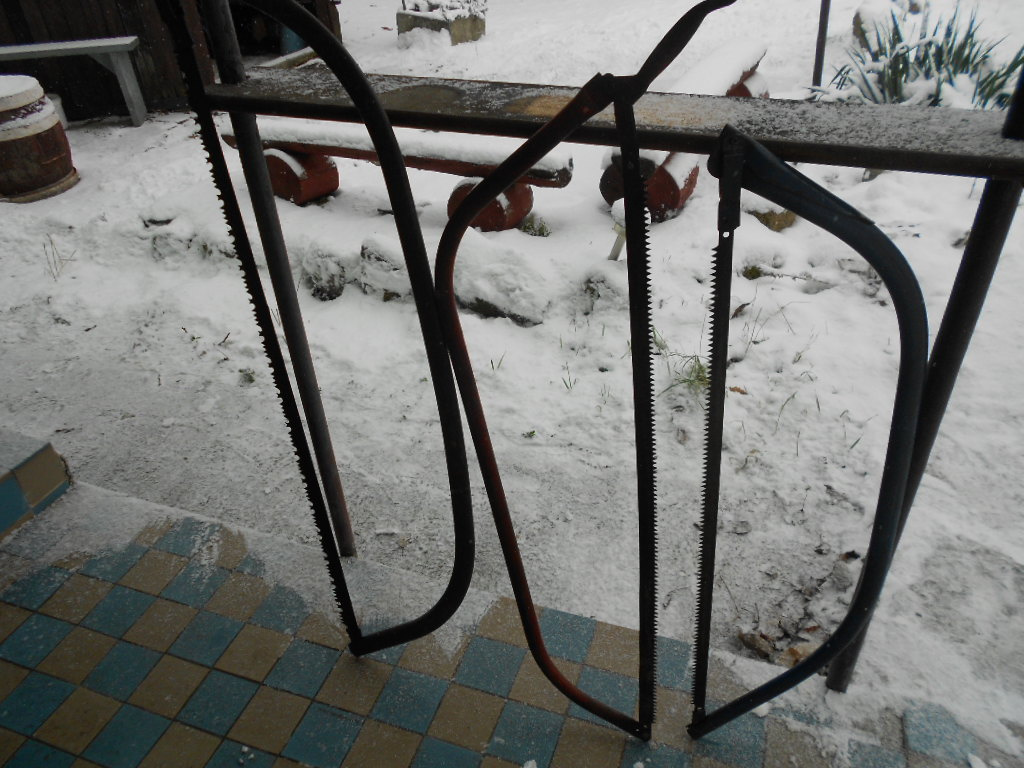 Predám dekoračné predmety,rámové píly - 5