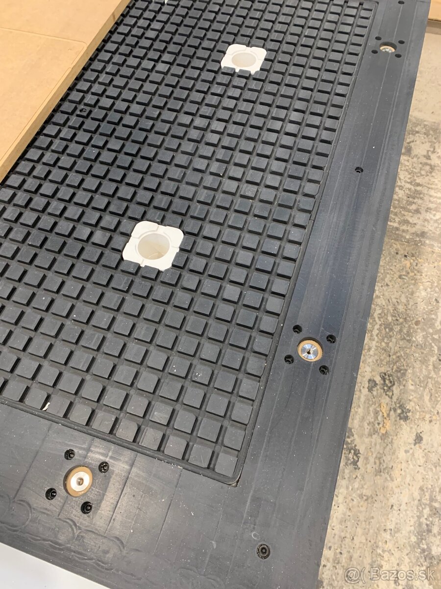 CNC frézka Jeřábek Delta 210S - 5