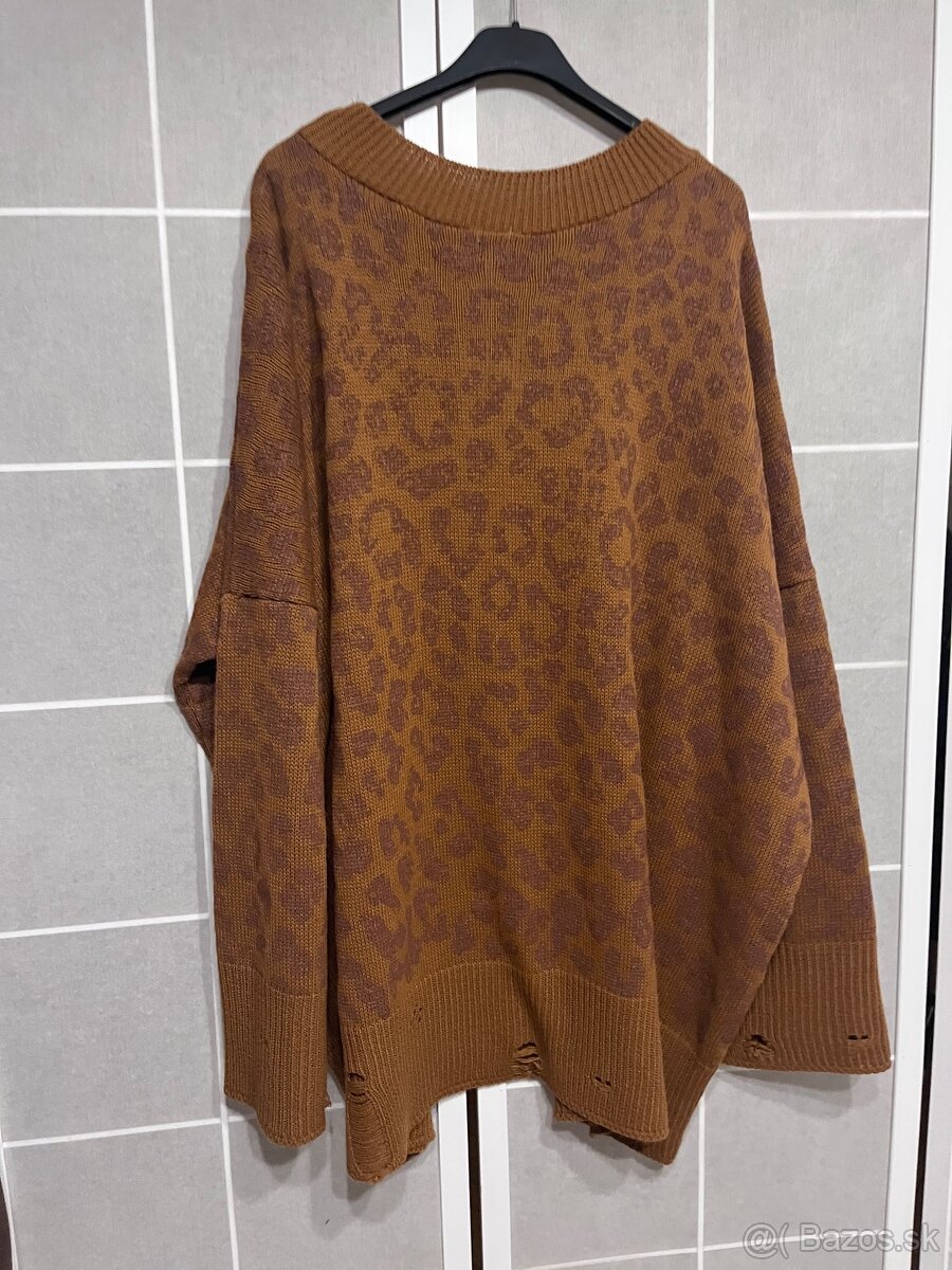 Oversize hnedé pletené šaty - 5