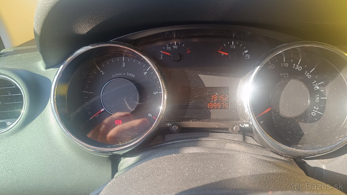 Peugeot 5008 2.0 HDI - 5