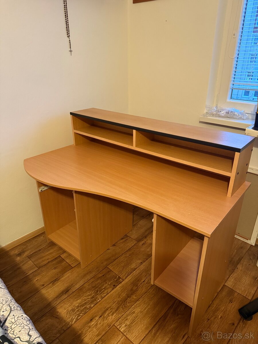 Počítačový stôl - 5