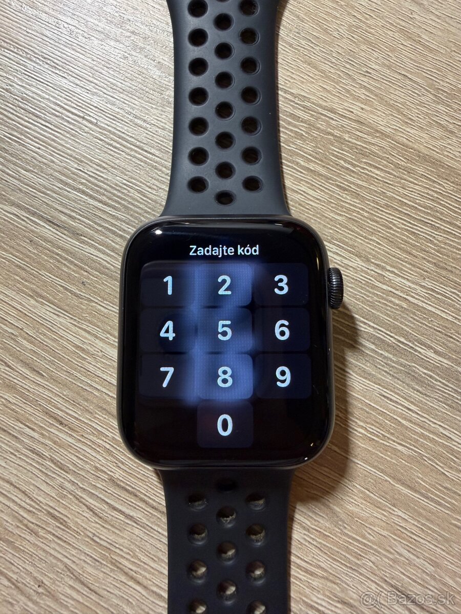 Apple Watch SE 44mm - 5