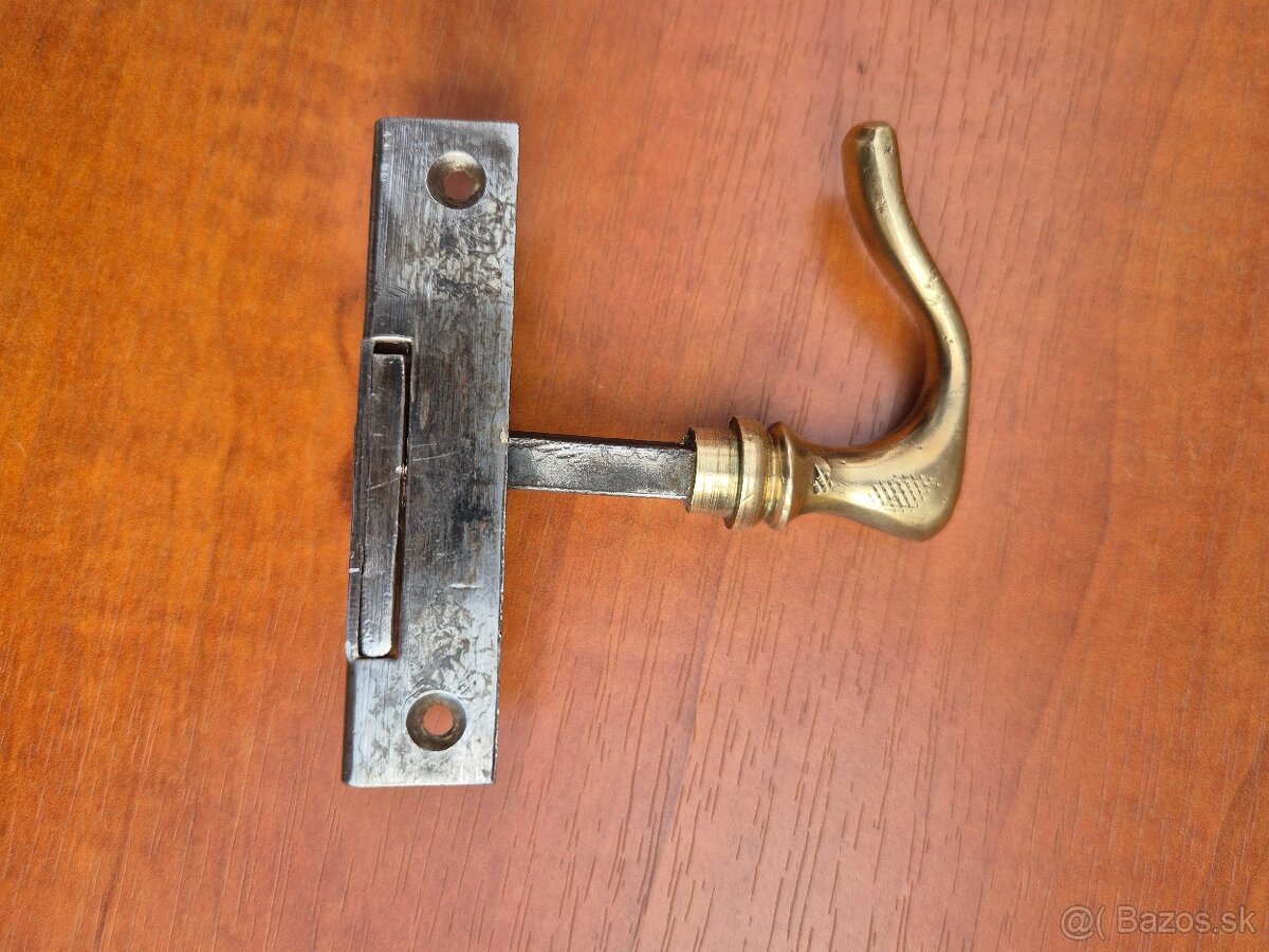 Mosadzné kľučky so zámkom - 5