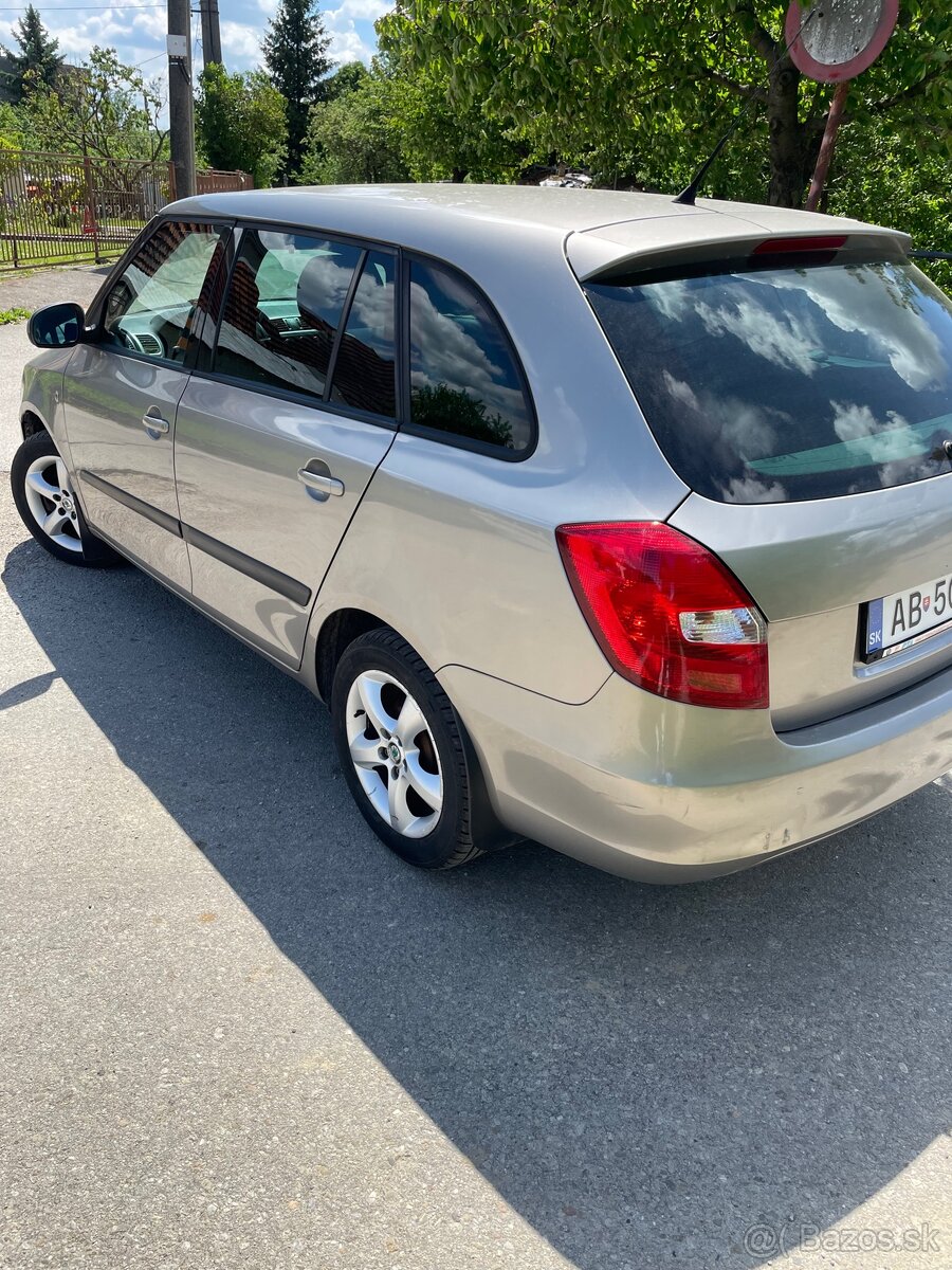Škoda Fabia 2 1,4 mpi - 5