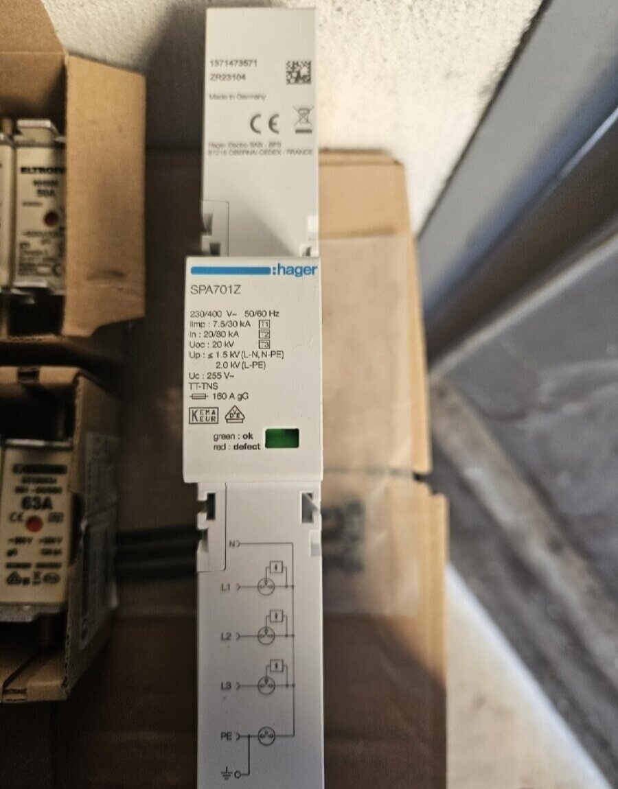Elektroinštalačný materiál/ elektromateriál - 5