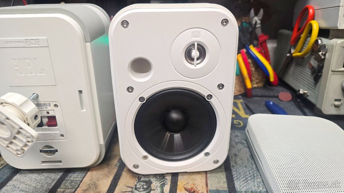 predám repro JBL CONTROL ONE AW+Herdio 4-kan. Bluet. zosik - 5