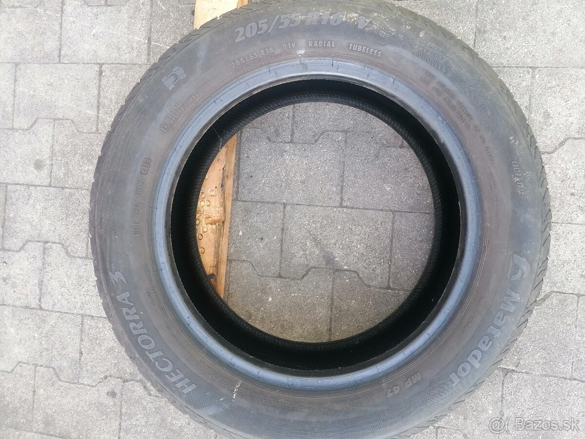 Letne 205/55R16 Bridgestone a Matador - 5