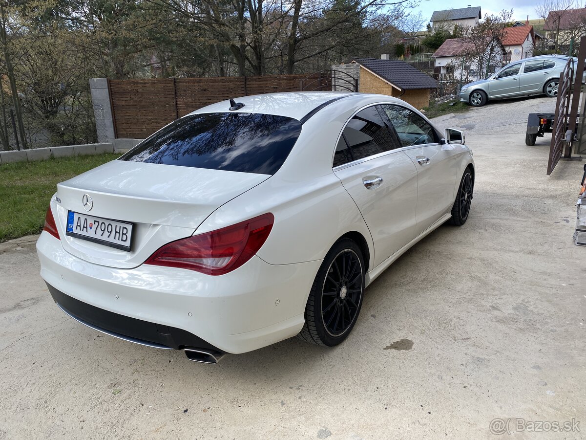 Mercedes-Benz CLA 180
