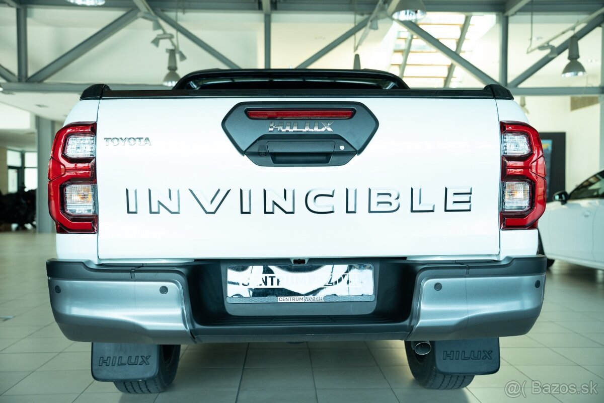Toyota Hilux DC 2.8 I D-4D Invincible Sport 4x4 A/T