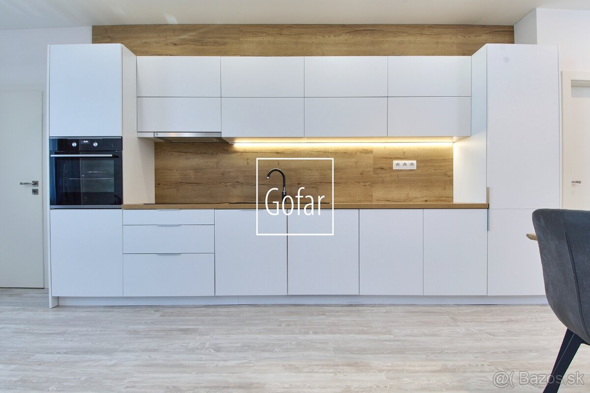 Zariadený energeticky úsporný 3i byt + 2xparking, Baka, DS - 5