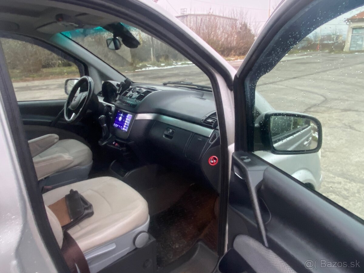 Mercedes Viano 220 , 120kw,r.v.12/2010 , 8 miestne , automat - 5