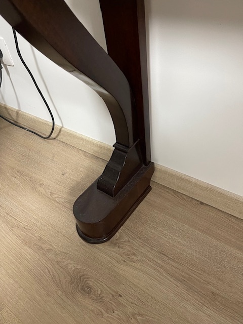 šelakový konzolný stolík - 5