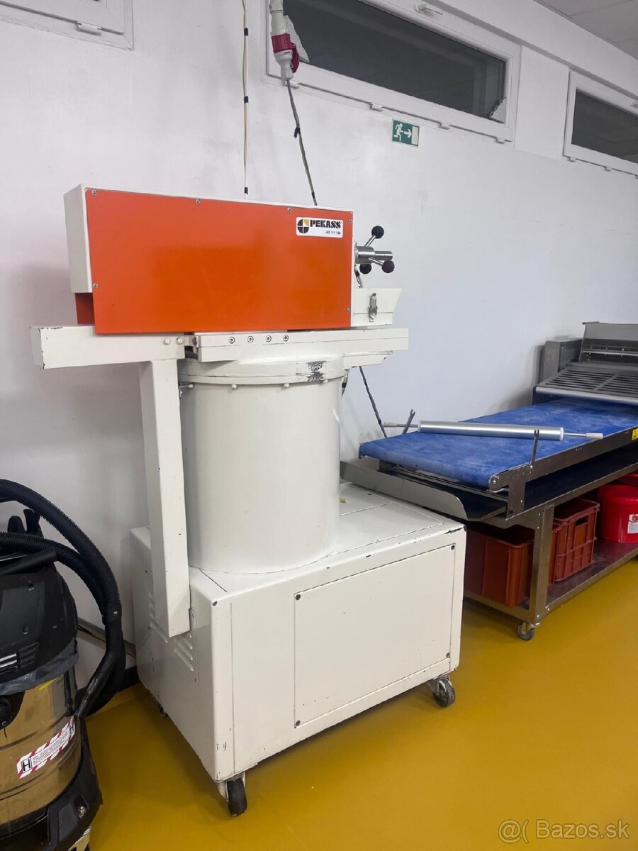 CHLEBOVÁ DĚLIČKA TĚSTA FRITSCH - 5