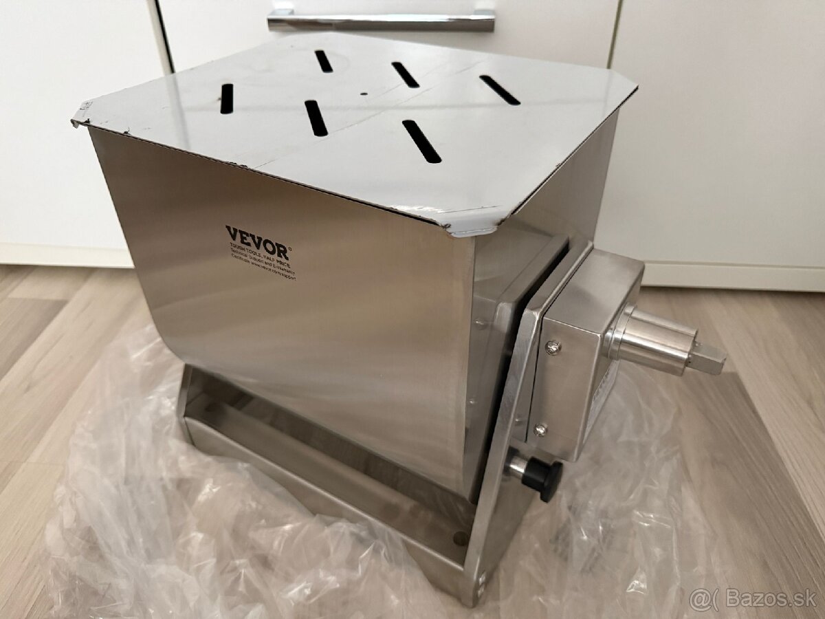 Rucna miesacka masa na klobasy 20L 10kg - 5