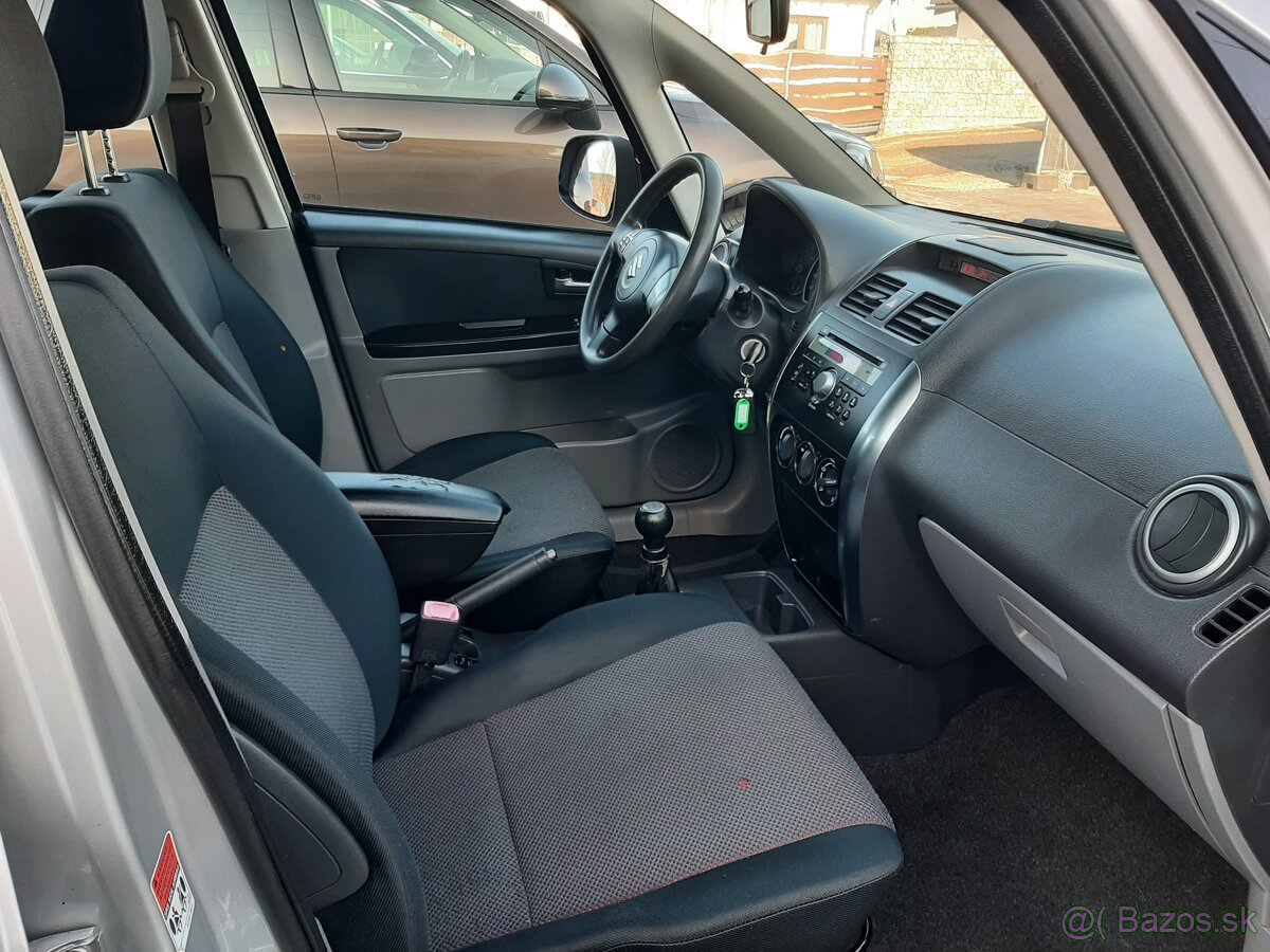 Suziki SX4 1,6b 4x4 - 5